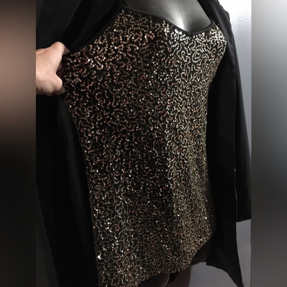 Beautiful Sequin top with adjustable spaghetti straps. - Picture 3 of 16